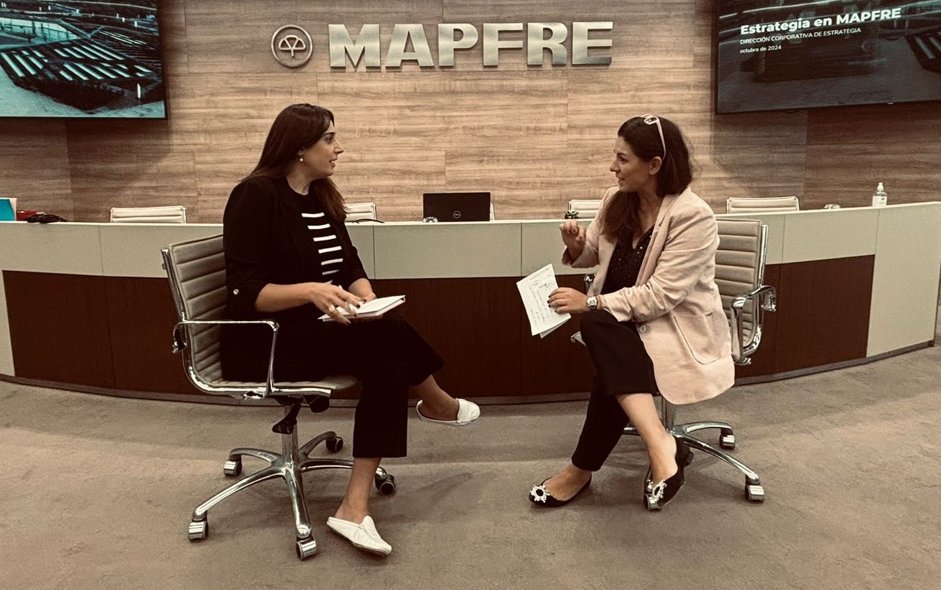 Agustina Monti y Laura González, Directora de Asuntos Legales y Secretaria General en MAPFRE Argentina y Directora Asesoría Jurídica e MAPFRE Global Risks, respectivamente.